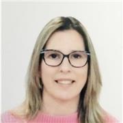 Profesora de Primaria con experiencia en todos los niveles y con alta capacidad de adaptación a cada alumno/a.